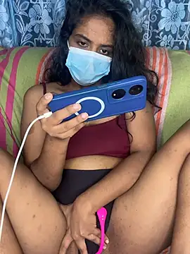 Snapshot of SukiyamaAsia chatting on January 12, 2026, 6:47 pm SukiyamaAsia online show from January 12, 2026, 6:47 pm