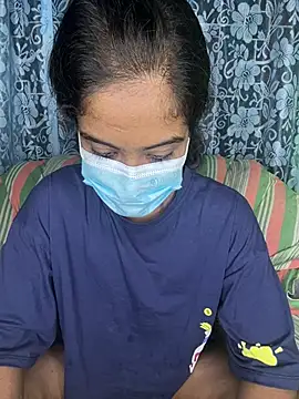 Snapshot of SukiyamaAsia chatting on February 2, 2026, 3:44 pm SukiyamaAsia online show from February 2, 2026, 3:44 pm