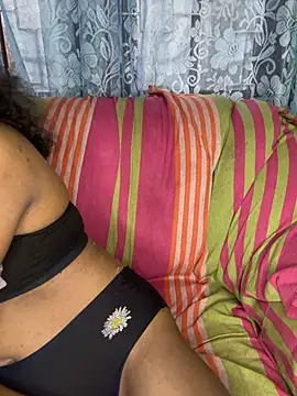 Snapshot of SukiyamaAsia chatting on January 9, 2026, 8:21 am SukiyamaAsia online show from January 9, 2026, 8:21 am