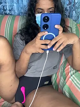 Snapshot of SukiyamaAsia chatting on February 10, 2026, 5:12 pm SukiyamaAsia online show from February 10, 2026, 5:12 pm