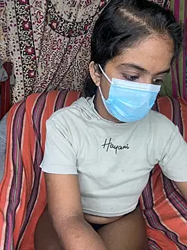 SukiyamaAsia online show from April 2, 2026, 5:19 pm