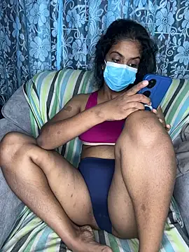 Snapshot of SukiyamaAsia chatting on February 28, 2026, 7:24 pm SukiyamaAsia online show from February 28, 2026, 7:24 pm