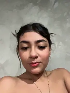 Snapshot of Sweed-virgin-pussy chatting on November 21, 2025, 11:20 am Sweed-virgin-pussy online show from November 21, 2025, 11:20 am