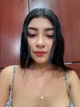 Snapshot of Sweed-virgin-pussy chatting on April 25, 2026, 7:11 pm Sweed-virgin-pussy online show from April 25, 2026, 7:11 pm