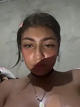 Snapshot of Sweed-virgin-pussy chatting on November 4, 2025, 12:36 am Sweed-virgin-pussy online show from November 4, 2025, 12:36 am