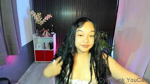 Snapshot of UrFavouriteCravings chatting on October 25, 2025, 3:34 pm UrFavouriteCravings online show from October 25, 2025, 3:34 pm