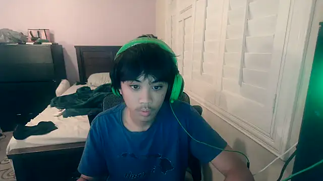 Snapshot of youngasianboy2007 chatting on October 27, 2025, 5:08 am youngasianboy2007 online show from October 27, 2025, 5:08 am