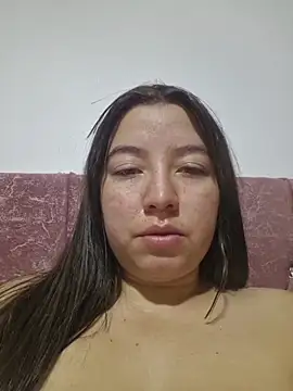 Snapshot of annyaparis chatting on March 31, 2026, 1:18 am annyaparis online show from March 31, 2026, 1:18 am