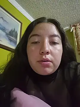 annyaparis online show from November 12, 2025, 12:37 am