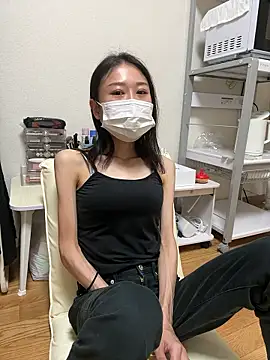 Snapshot of mia2_jp chatting on October 12, 2025, 9:54 am mia2 jp online show from October 12, 2025, 9:54 am