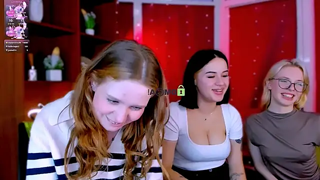 Snapshot of vivy_star1 chatting on February 25, 2026, 12:22 am vivy star1 online show from February 25, 2026, 12:22 am