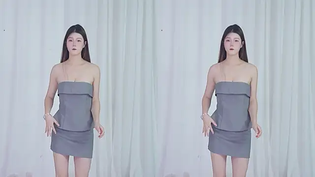 Snapshot of QY-003 chatting on December 15, 2025, 2:06 am QY-003 online show from December 15, 2025, 2:06 am