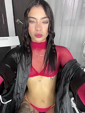 Snapshot of WinkKittyXXX chatting on October 21, 2025, 1:10 pm WinkKittyXXX online show from October 21, 2025, 1:10 pm