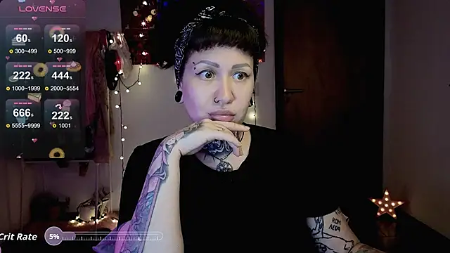 Senorita  Dakota online show from November 30, 2025, 11:16 pm