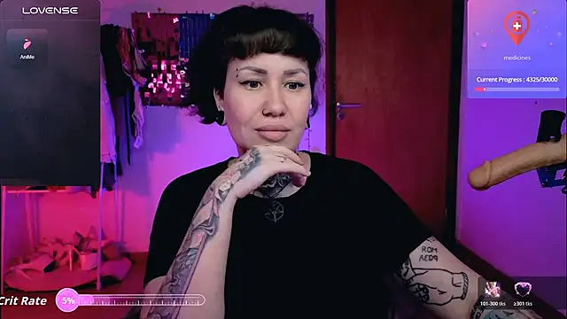 Snapshot of Senorita__Dakota chatting on April 4, 2026, 10:49 pm Senorita Dakota online show from April 4, 2026, 10:49 pm