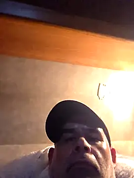 DeeBestEver online show from November 14, 2025, 11:30 pm