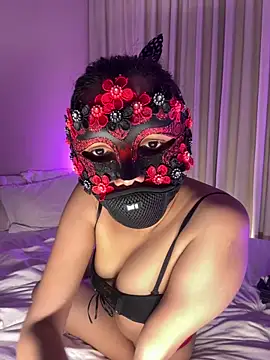 Snapshot of Stefani360 chatting on December 21, 2025, 5:03 pm Stefani360 online show from December 21, 2025, 5:03 pm