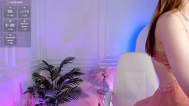 Snapshot of PollyMayer chatting on April 16, 2026, 9:39 pm PollyMayer online show from April 16, 2026, 9:39 pm
