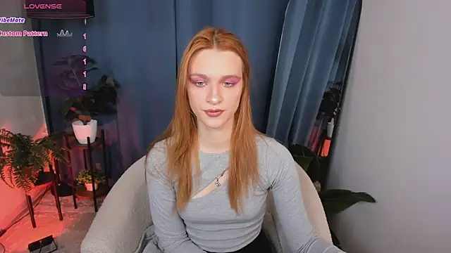 Snapshot of PollyMayer chatting on May 23, 2026, 9:03 pm PollyMayer online show from May 23, 2026, 9:03 pm