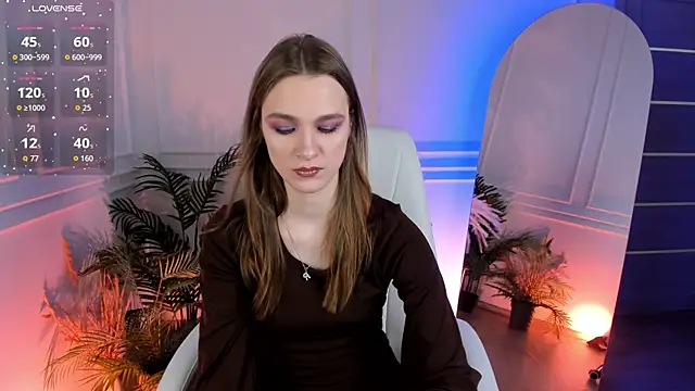 Snapshot of PollyMayer chatting on April 21, 2026, 8:59 pm PollyMayer online show from April 21, 2026, 8:59 pm