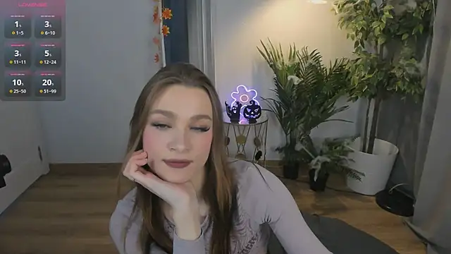 Snapshot of PollyMayer chatting on October 29, 2025, 8:41 pm PollyMayer online show from October 29, 2025, 8:41 pm