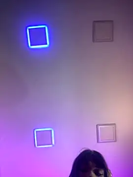 Daphnne XXX online show from December 4, 2025, 7:35 pm