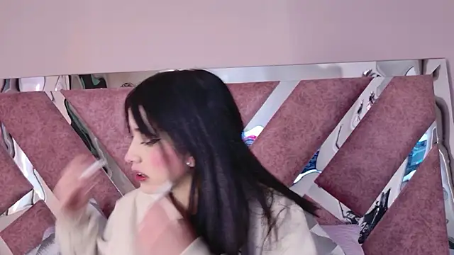 MeganR  online show from March 25, 2026, 11:09 am