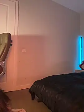 Snapshot of Niinarosee chatting on April 3, 2026, 6:47 pm Niinarosee online show from April 3, 2026, 6:47 pm