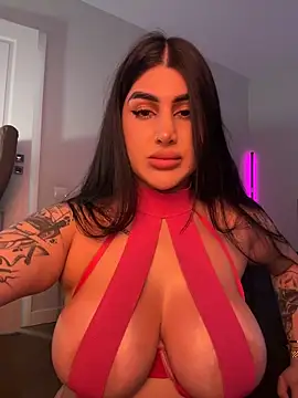 Snapshot of Niinarosee chatting on March 26, 2026, 4:27 pm Niinarosee online show from March 26, 2026, 4:27 pm