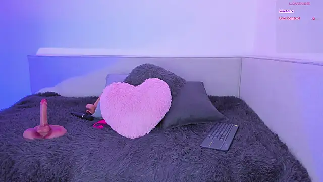 Snapshot of Samara_hale chatting on November 28, 2025, 8:53 pm Samara hale online show from November 28, 2025, 8:53 pm