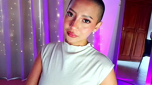 emma web  online show from January 31, 2026, 7:12 pm