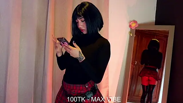 emma web  online show from March 11, 2026, 5:40 pm