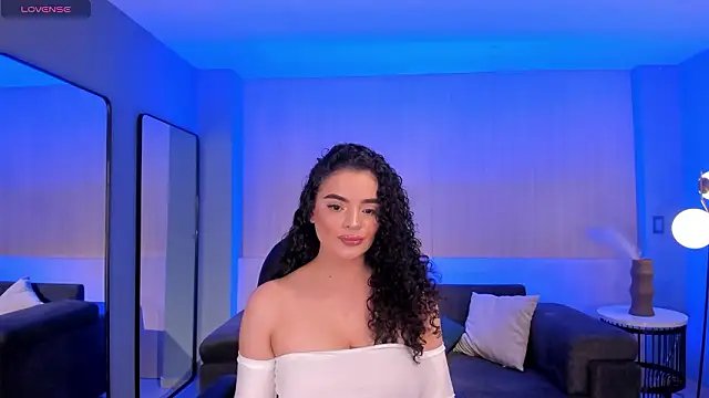 Snapshot of KylieJenkins chatting on February 8, 2026, 11:19 am KylieJenkins online show from February 8, 2026, 11:19 am