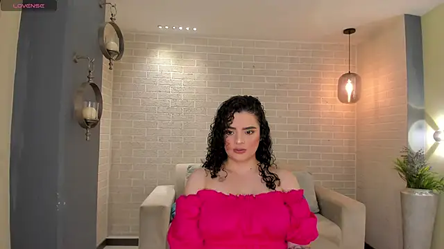 Snapshot of KylieJenkins chatting on November 20, 2025, 11:22 am KylieJenkins online show from November 20, 2025, 11:22 am