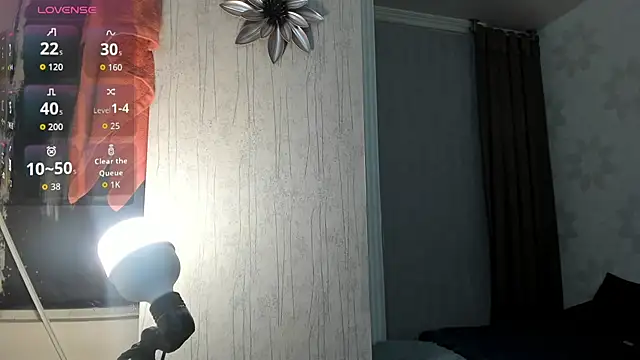 alana madison10 online show from November 12, 2025, 4:05 am