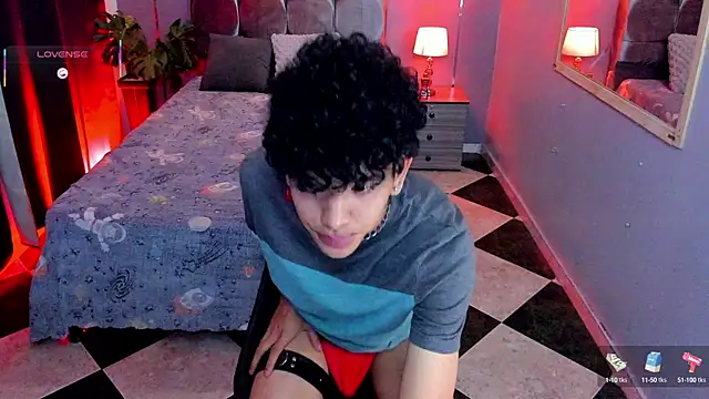 Snapshot of todoroki_g chatting on October 11, 2025, 11:55 am todoroki g online show from October 11, 2025, 11:55 am