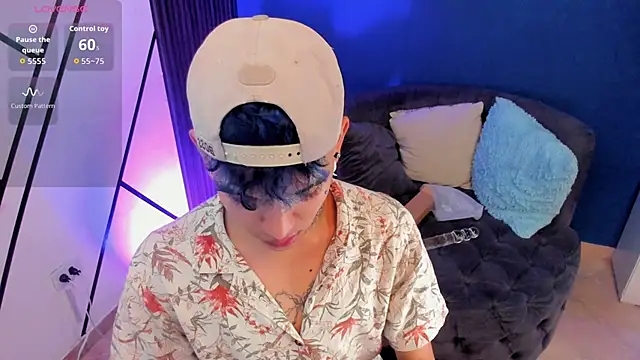 Snapshot of todoroki_g chatting on November 25, 2025, 4:07 pm todoroki g online show from November 25, 2025, 4:07 pm