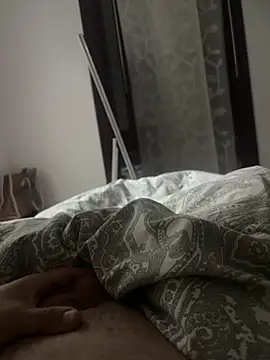 Arabxlyoung online show from April 16, 2026, 11:29 pm