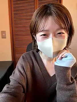 Snapshot of momo_yuipu chatting on October 23, 2025, 2:10 am momo yuipu online show from October 23, 2025, 2:10 am