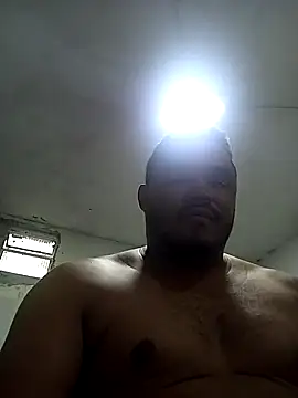 Snapshot of NatanSouza03 chatting on November 12, 2025, 7:29 pm NatanSouza03 online show from November 12, 2025, 7:29 pm