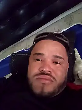 Snapshot of NatanSouza03 chatting on October 6, 2025, 2:51 pm NatanSouza03 online show from October 6, 2025, 2:51 pm