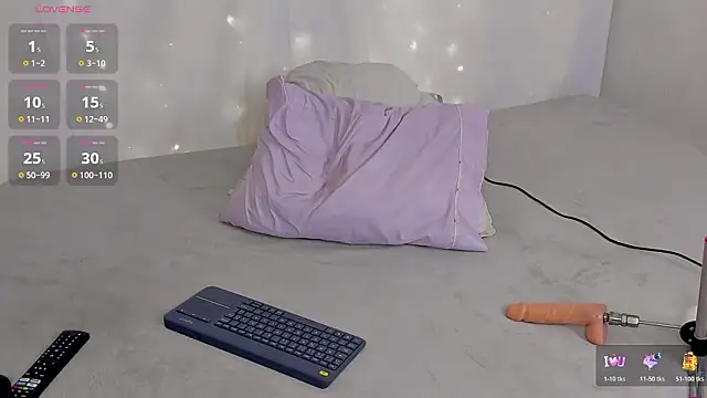 Alejarossi online show from March 24, 2026, 1:00 pm