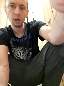 Snapshot of verykinkymaniac chatting on March 26, 2026, 9:13 pm verykinkymaniac online show from March 26, 2026, 9:13 pm