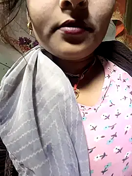 Neelam-baby1 online show from February 5, 2026, 4:14 pm