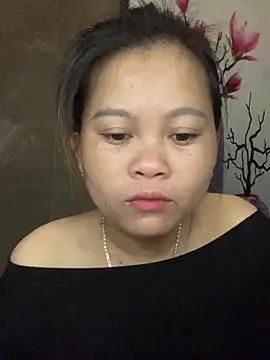 lan-xinh01 online show from October 5, 2025, 9:49 pm