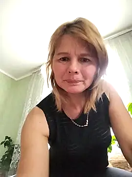 Snapshot of Masha412111 chatting on December 21, 2025, 7:54 am Masha412111 online show from December 21, 2025, 7:54 am