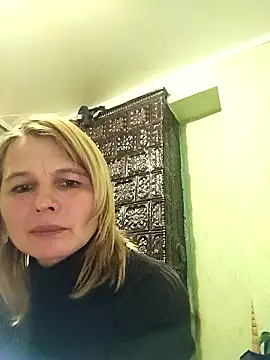 Snapshot of Masha412111 chatting on January 10, 2026, 3:51 pm Masha412111 online show from January 10, 2026, 3:51 pm