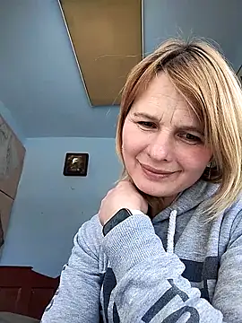 Snapshot of Masha412111 chatting on February 10, 2026, 10:47 am Masha412111 online show from February 10, 2026, 10:47 am