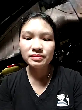 Snapshot of Hin_xx chatting on October 16, 2025, 2:53 am Hin xx online show from October 16, 2025, 2:53 am