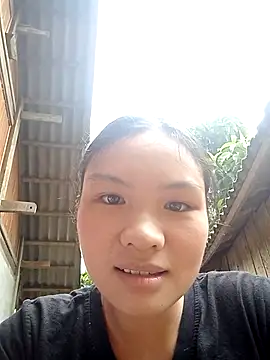 Snapshot of Hin_xx chatting on October 15, 2025, 2:54 am Hin xx online show from October 15, 2025, 2:54 am